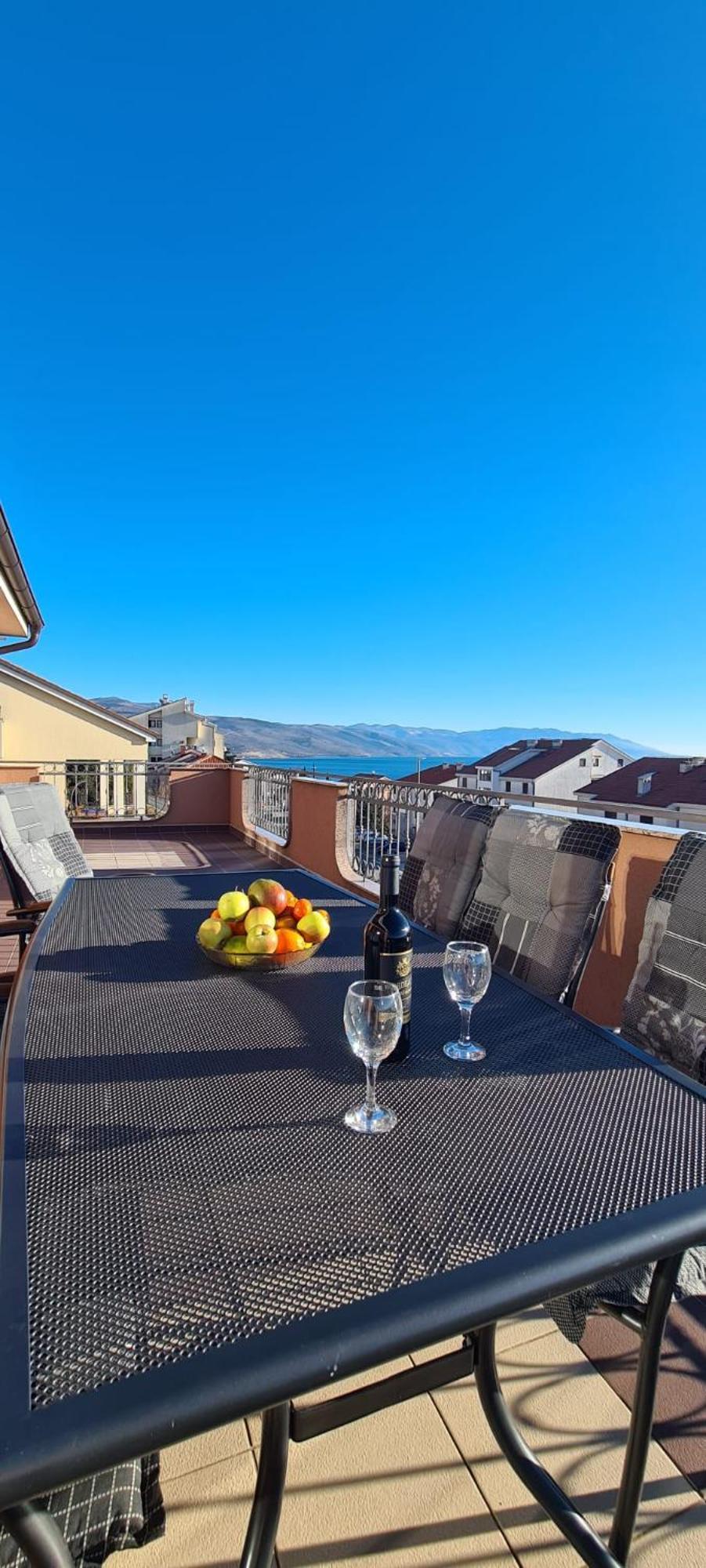 Apartments Klara Novi Vinodolski Extérieur photo