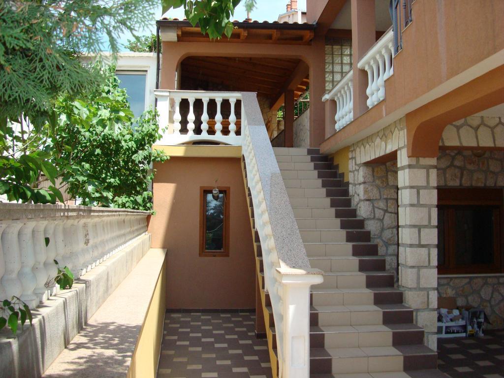 Apartments Klara Novi Vinodolski Extérieur photo